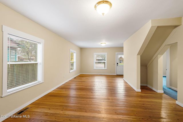 316 Lavina Ave, Sandpoint, ID 83864