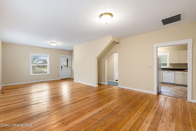 316 Lavina Ave, Sandpoint, ID 83864