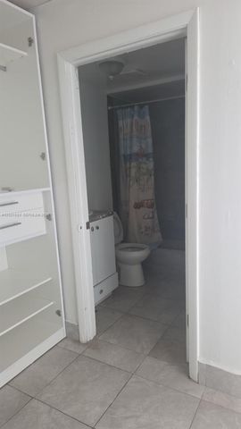 3585 NW 154th Ter, Miami Gardens, FL 33054