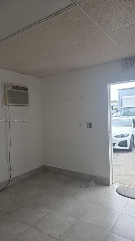3585 NW 154th Ter, Miami Gardens, FL 33054