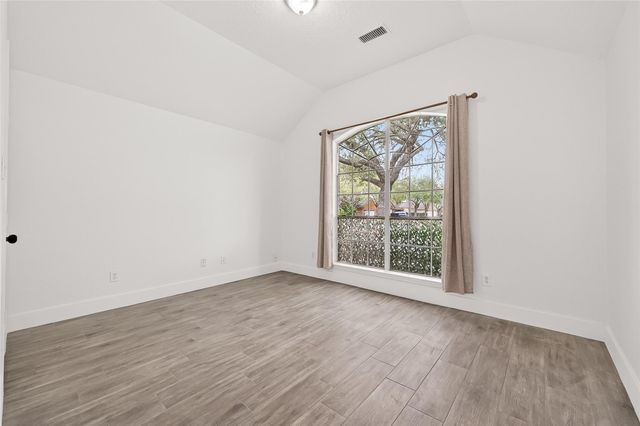 3143 Oakwood Run Drive, Sugar Land, TX 77498