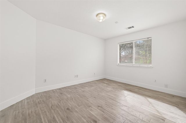 3143 Oakwood Run Drive, Sugar Land, TX 77498