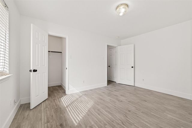 3143 Oakwood Run Drive, Sugar Land, TX 77498