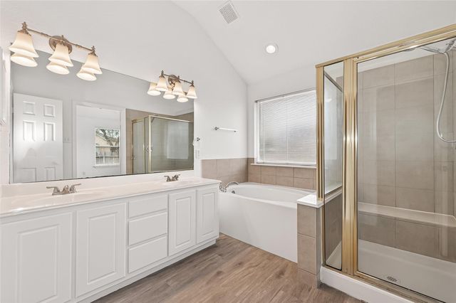 3143 Oakwood Run Drive, Sugar Land, TX 77498