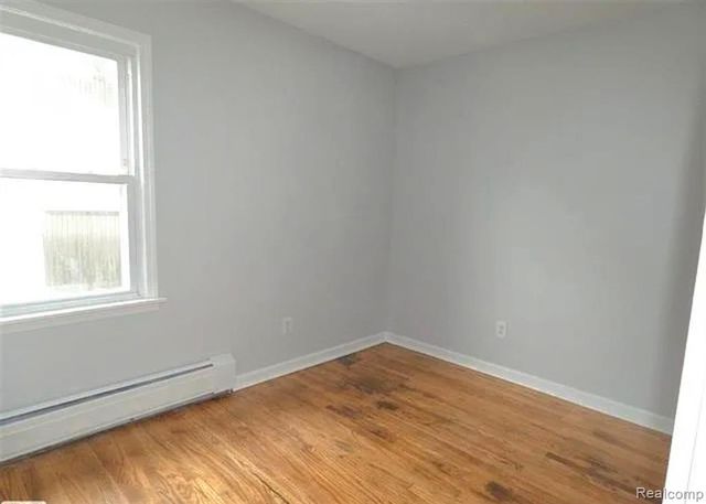 21840 Cunningham Avenue, Warren, MI 48091