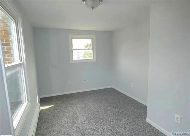 21840 Cunningham Avenue, Warren, MI 48091