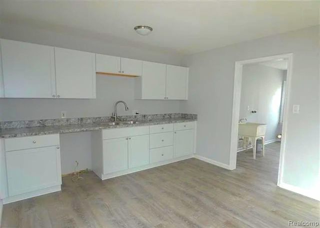 21840 Cunningham Avenue, Warren, MI 48091