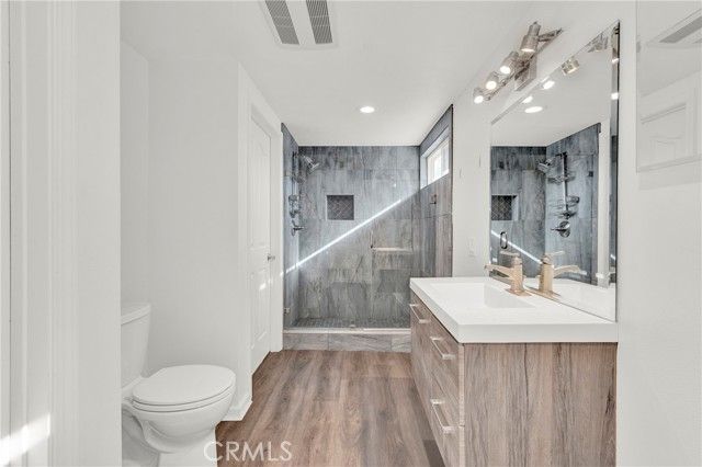 13381 Epping, Tustin, CA 92780