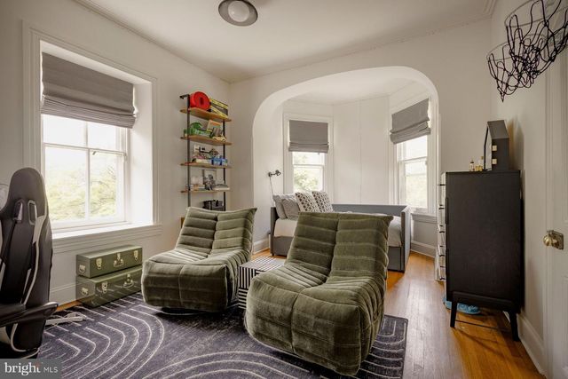 42 SUMMIT ST, Philadelphia, PA 19118