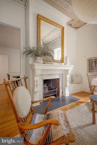 42 SUMMIT ST, Philadelphia, PA 19118