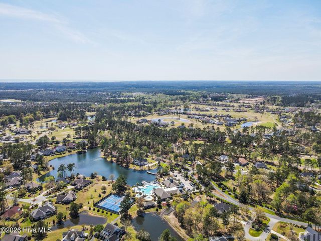 7064 Bloomsbury Court SW, Ocean Isle Beach, NC 28469