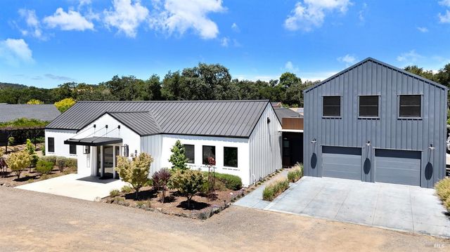 85 W Trinity Rd, Glen Ellen, CA 95442