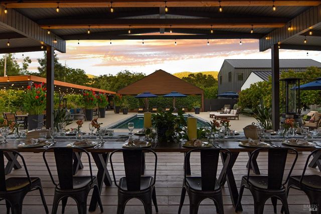 85 W Trinity Rd, Glen Ellen, CA 95442