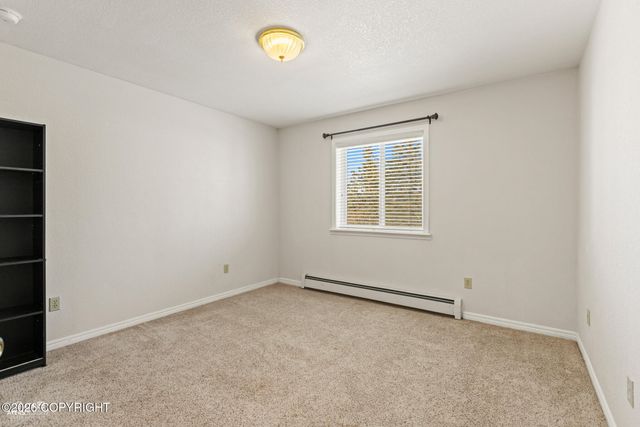 374 W Katmai Avenue, Soldotna, AK 99669