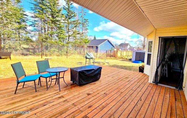 374 W Katmai Avenue, Soldotna, AK 99669