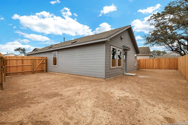 9702 Durham Mill, San Antonio, TX 78254