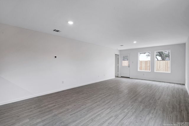 9702 Durham Mill, San Antonio, TX 78254