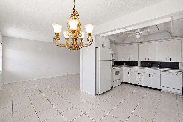 3026 Rexford B, Boca Raton, FL 33434