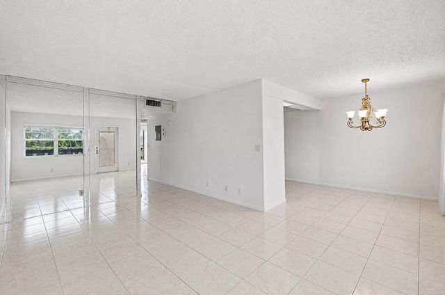 3026 Rexford B, Boca Raton, FL 33434