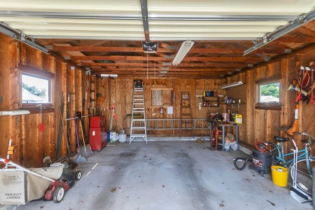 111 Woodcrest Circle, Chicopee, MA 01020