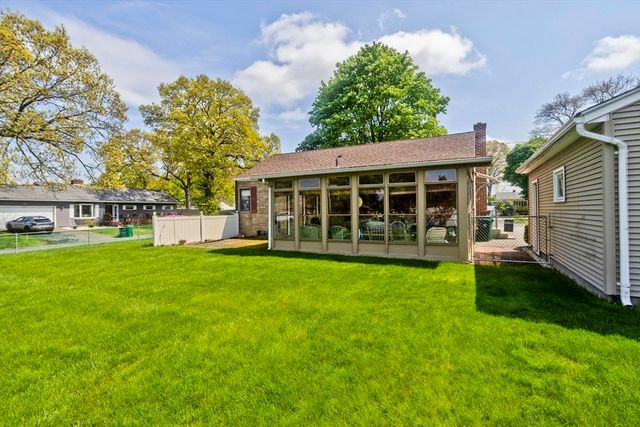 111 Woodcrest Circle, Chicopee, MA 01020
