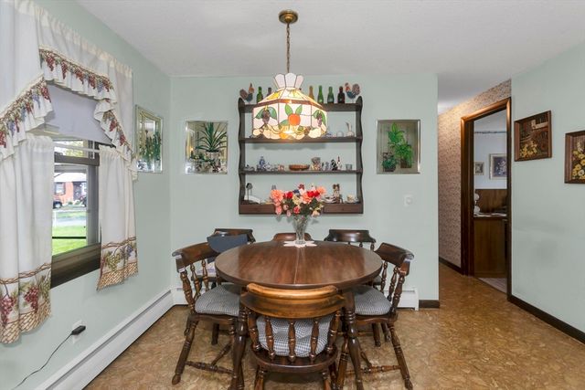 111 Woodcrest Circle, Chicopee, MA 01020
