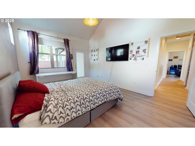 375 MIA Ln, Eugene, OR 97401