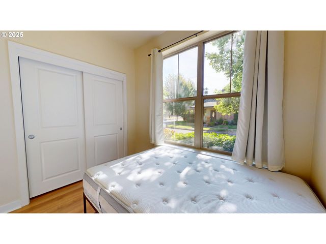 375 MIA Ln, Eugene, OR 97401