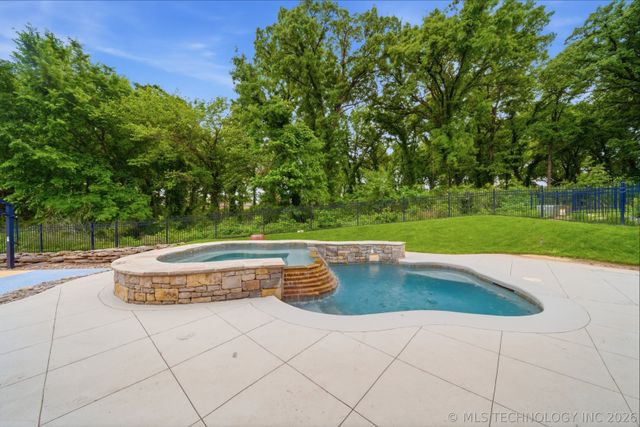 6306 E 110th Street, Tulsa, OK 74137