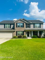2435 Kodiak Drive, Winterville, NC 28590