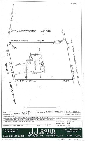 3 Maplewood Lane, East Hills, NY 11576