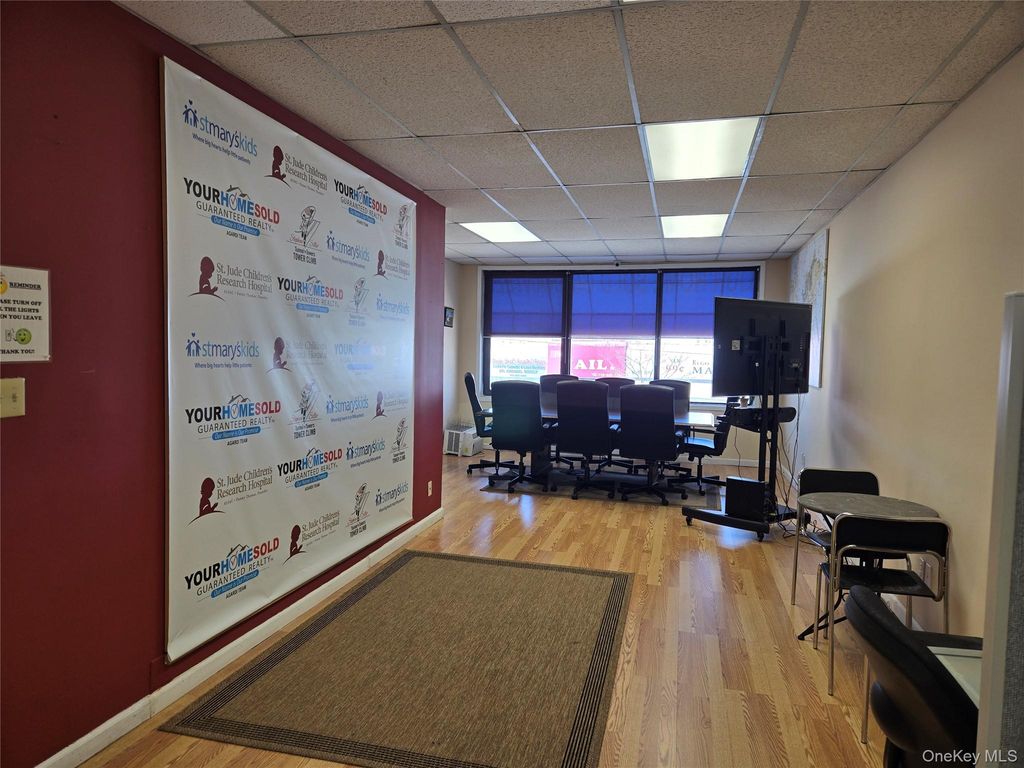 91-06 63 Drive 2, Rego Park, NY 11374 — photo 2