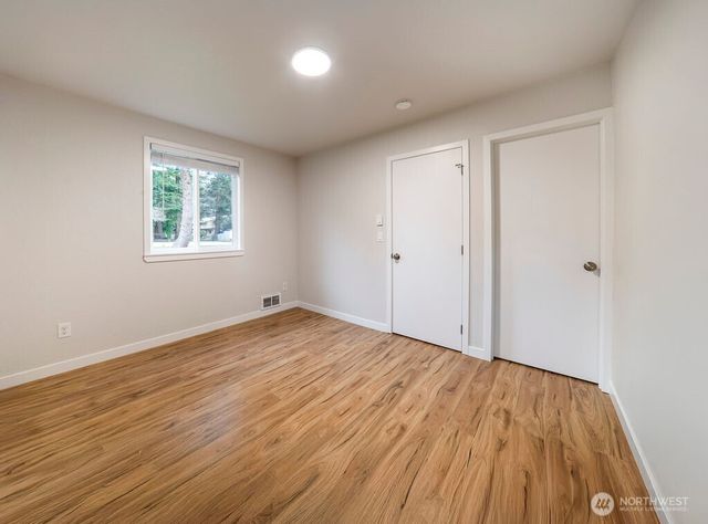 2550 Mackenzie Road, Bellingham, WA 98226