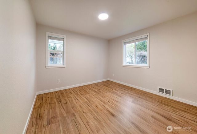 2550 Mackenzie Road, Bellingham, WA 98226