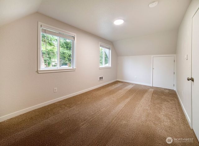 2550 Mackenzie Road, Bellingham, WA 98226