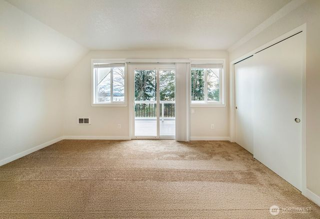 2550 Mackenzie Road, Bellingham, WA 98226