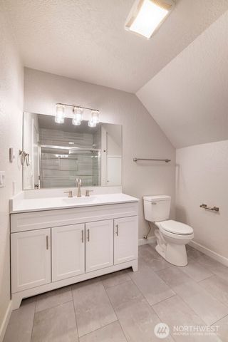 2550 Mackenzie Road, Bellingham, WA 98226