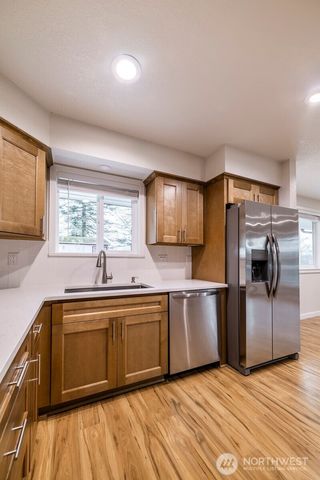 2550 Mackenzie Road, Bellingham, WA 98226