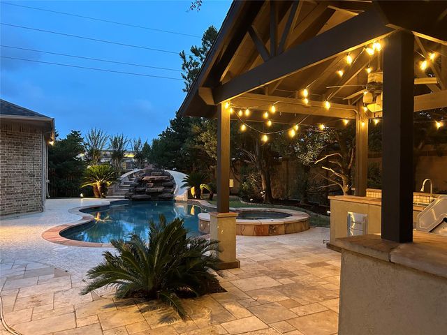 7303 Starry Night, Katy, TX 77494