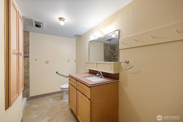 6421 144th Street NW, Gig Harbor, WA 98332