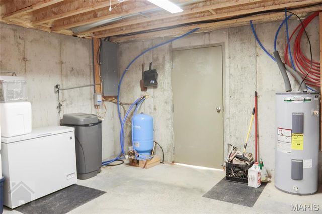 15785 Commander Drive, Dixon, MO 65459