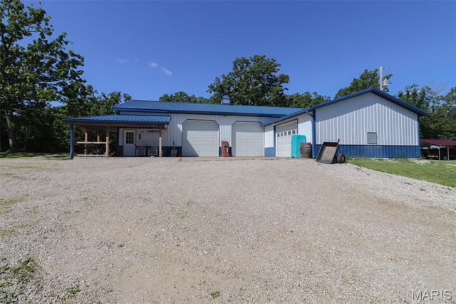 15785 Commander Drive, Dixon, MO 65459