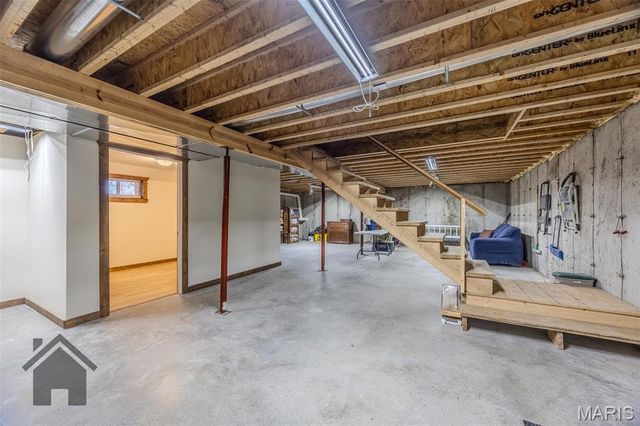 15785 Commander Drive, Dixon, MO 65459