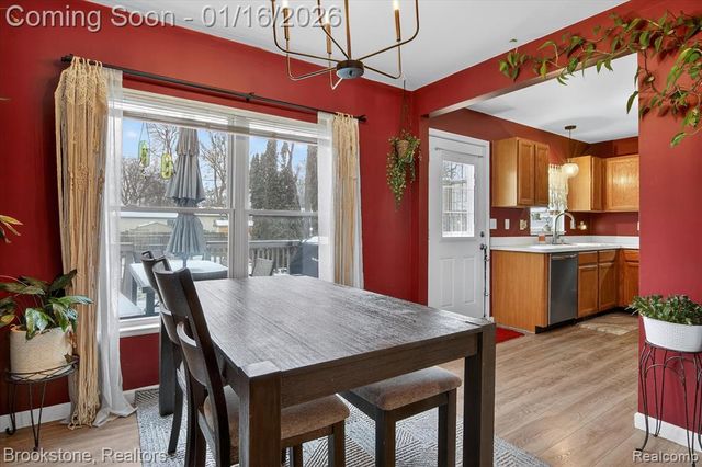 875 Adelaide Drive, Wolverine Lake, MI 48390