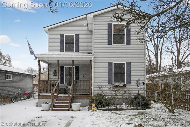 875 Adelaide Drive, Wolverine Lake, MI 48390