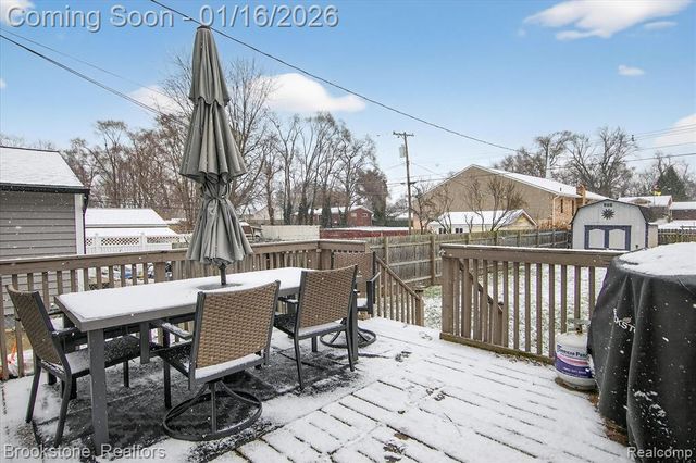 875 Adelaide Drive, Wolverine Lake, MI 48390