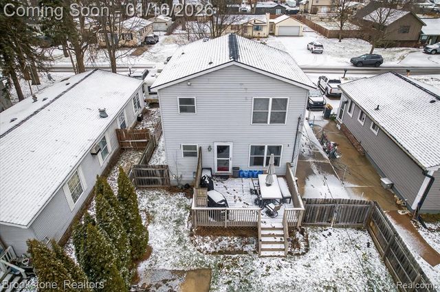 875 Adelaide Drive, Wolverine Lake, MI 48390