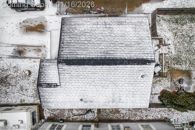 875 Adelaide Drive, Wolverine Lake, MI 48390