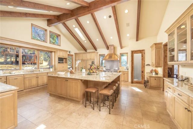 42143 Switzerland, Big Bear Lake, CA 92315