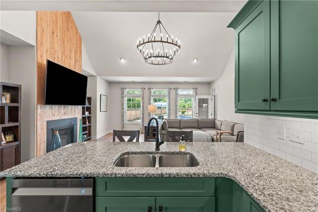 109 Essex Farm Road, Advance, NC 27006